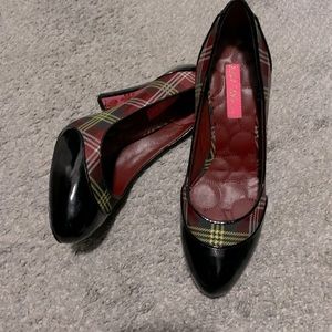 Betsy Johnson plaid heels size 8
